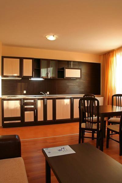 South Beach Hotel - New Management And Free Beach Access Tsarevo Ngoại thất bức ảnh