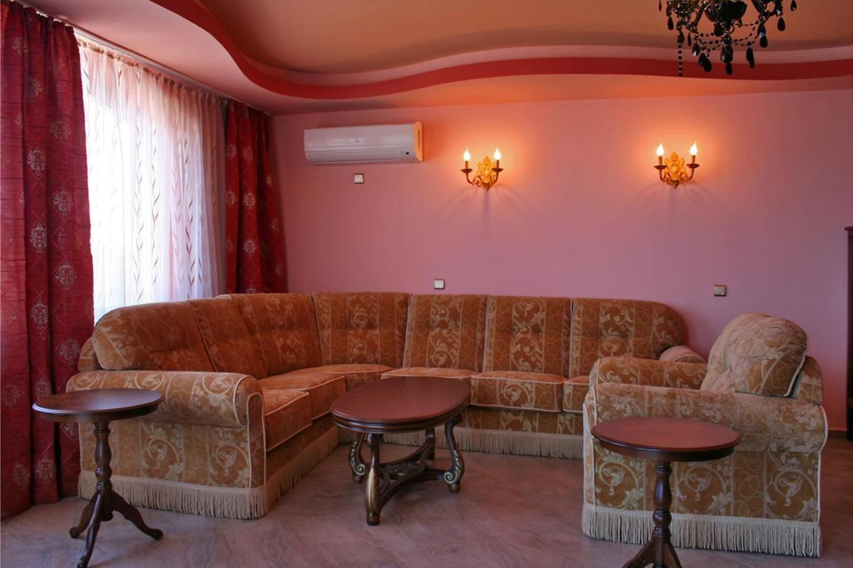 South Beach Hotel - New Management And Free Beach Access Tsarevo Ngoại thất bức ảnh