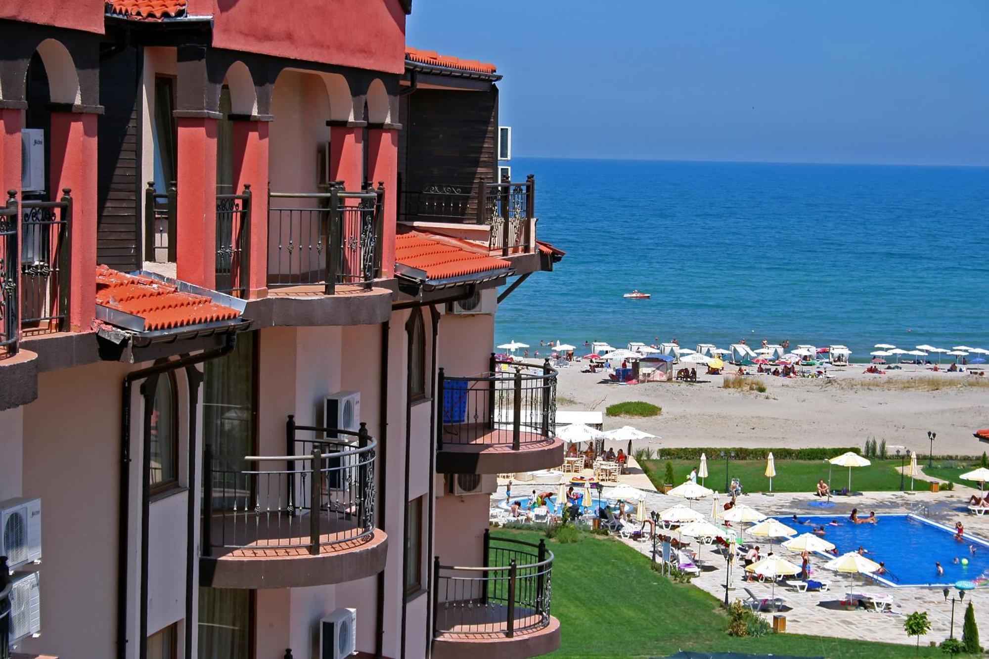South Beach Hotel - New Management And Free Beach Access Tsarevo Ngoại thất bức ảnh
