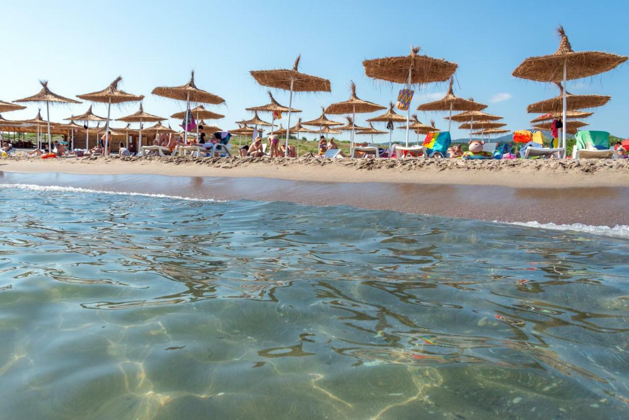 South Beach Hotel - New Management And Free Beach Access Tsarevo Ngoại thất bức ảnh