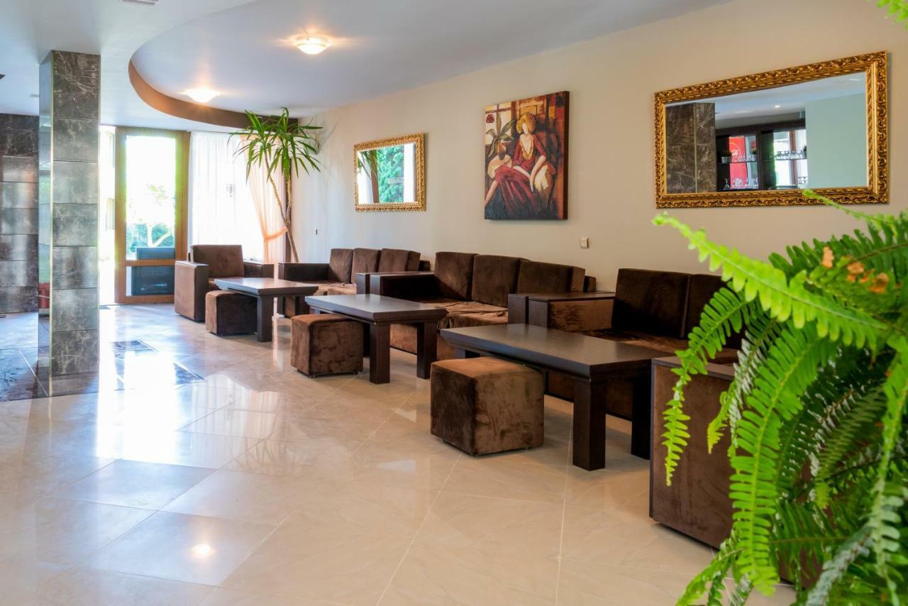 South Beach Hotel - New Management And Free Beach Access Tsarevo Ngoại thất bức ảnh